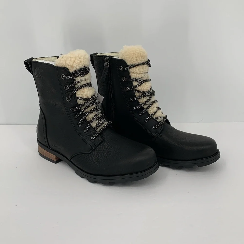 Sorel Emelie Short Lace Cozy Boots black leather shearling winter waterproof 7